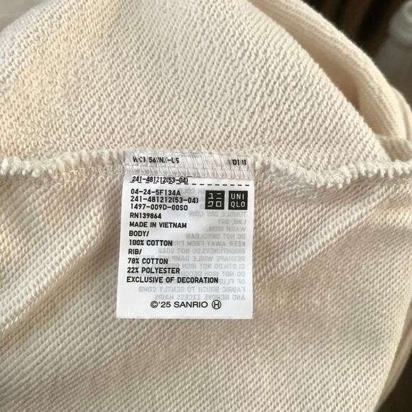 Uniqlo Sanrio Characters Supermarket Grocery Sweatshirt in Off White - Picture 11 of 12